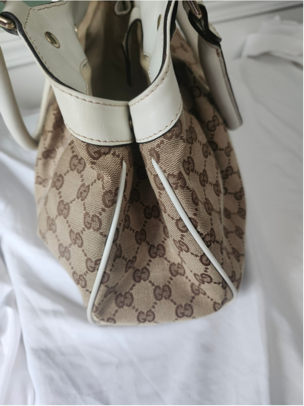 Gucci GG Canvas Shoulder Bag One Size Beige and White - Picture 9 of 12